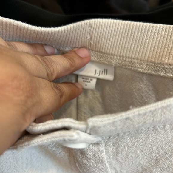 J. Jill Cream Capris, linen/Rayon, size S, GUC - Picture 2 of 3